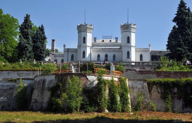 Одну з головних історичних пам'яток Харківщини почнуть реставрувати цього року (фоторепортаж)