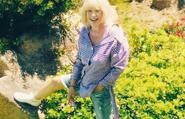 69-річна Алла Пугачова у шортах викликала фурор у мережі (фото)
