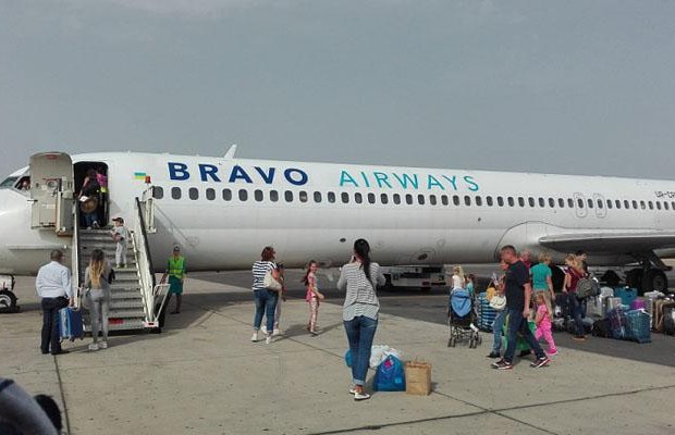 Около 200 туристов уже 10 часов не могут вылететь в Египет из аэропорта "Борисполь"