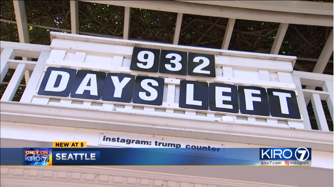 На одному з будинків Сіетла з'явилася вивіска із зворотним відліком днів до закінчення президентства Трампа / скріншот відео KIRO 7