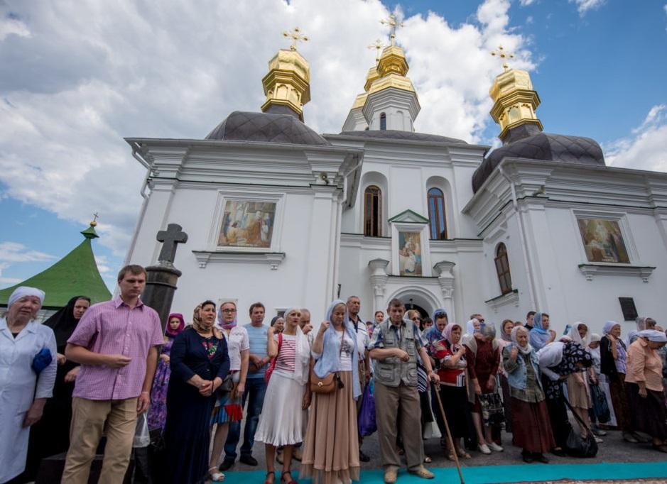Заупокійну молитву піднесло духовенство Церкви та віряни / news.church.ua Заупокійну молитву піднесло духовенство Церкви та віряни / news.church.ua