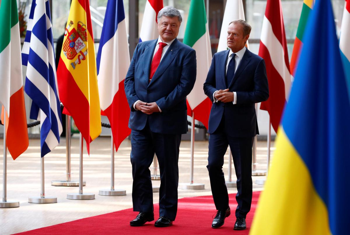 Петр Порошенко, Дональд Туск / фото REUTERS