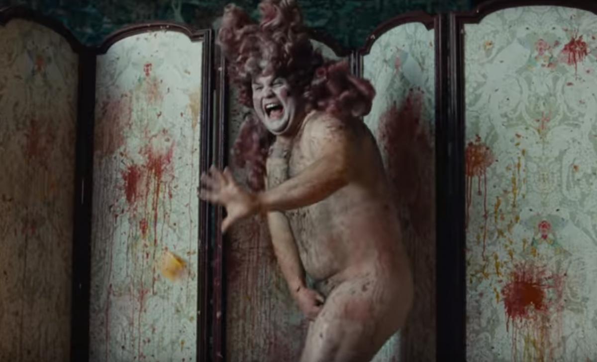 Действие картины происходит в XVIII веке / Кадр из видео на YouTube-канале FoxSearchlight Действие картины происходит в XVIII веке / Кадр из видео на YouTube-канале FoxSearchlight