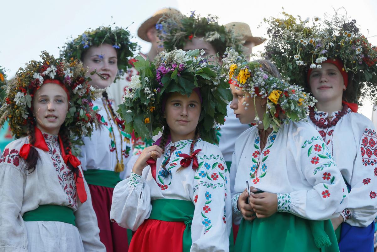 Vyshyvanka Day Ukrainians worldwide praise one of national symbols on