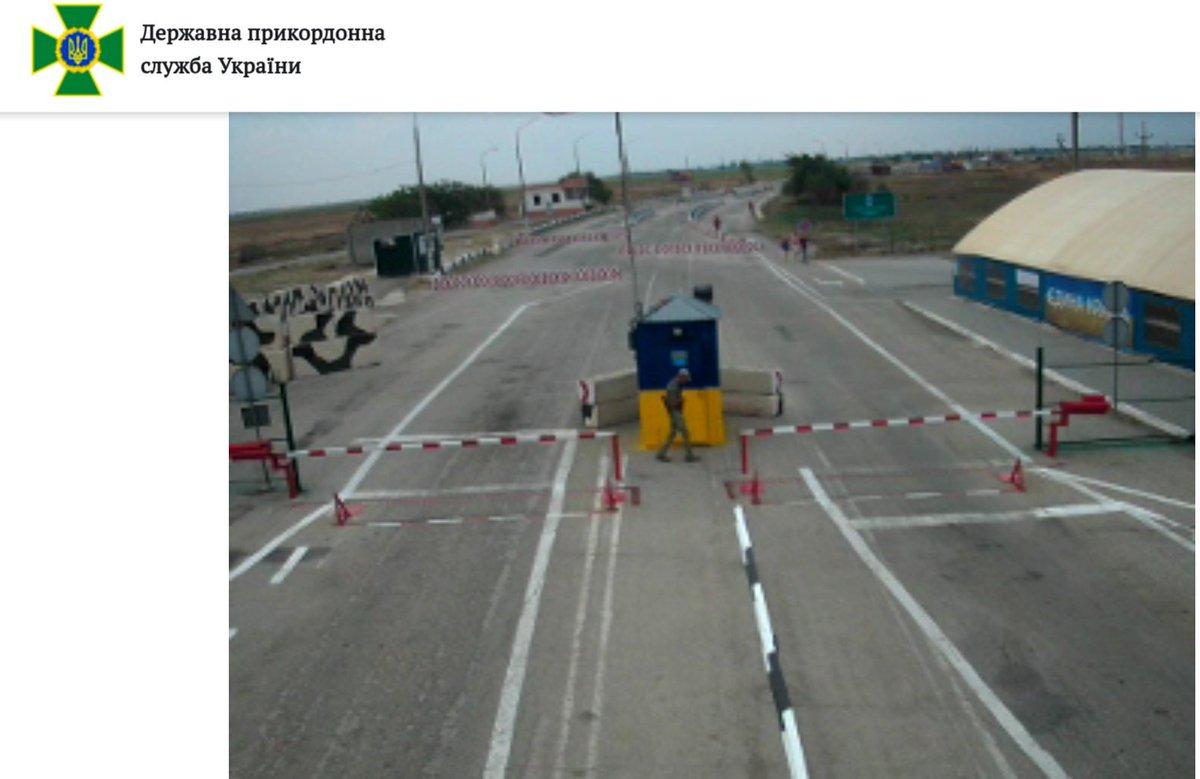 'Надувных драконов тоже посчитали': в сети показали 'наплыв туристов из Украины' в Крым (фото) 'Надувных драконов тоже посчитали': в сети показали 'наплыв туристов из Украины' в Крым (фото)