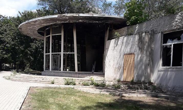 В оккупированном боевиками городе царит разруха / "Донецкие новости" В оккупированном боевиками городе царит разруха / "Донецкие новости"