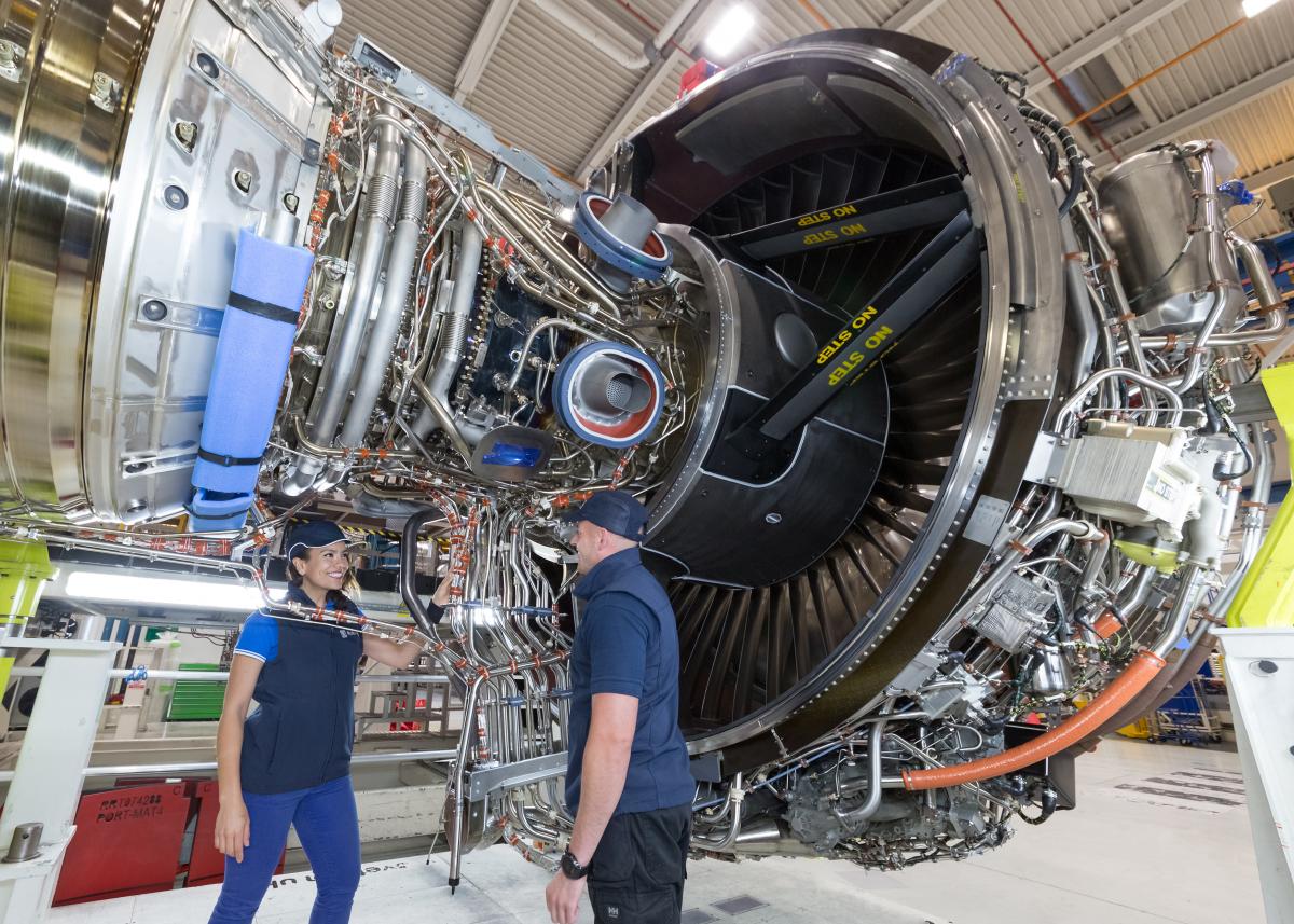 В Rolls-Royse хотят привлечь роботов к ремонту авиадвигателей / Flicr - Rolls-Royce plc В Rolls-Royse хотят привлечь роботов к ремонту авиадвигателей / Flicr - Rolls-Royce plc