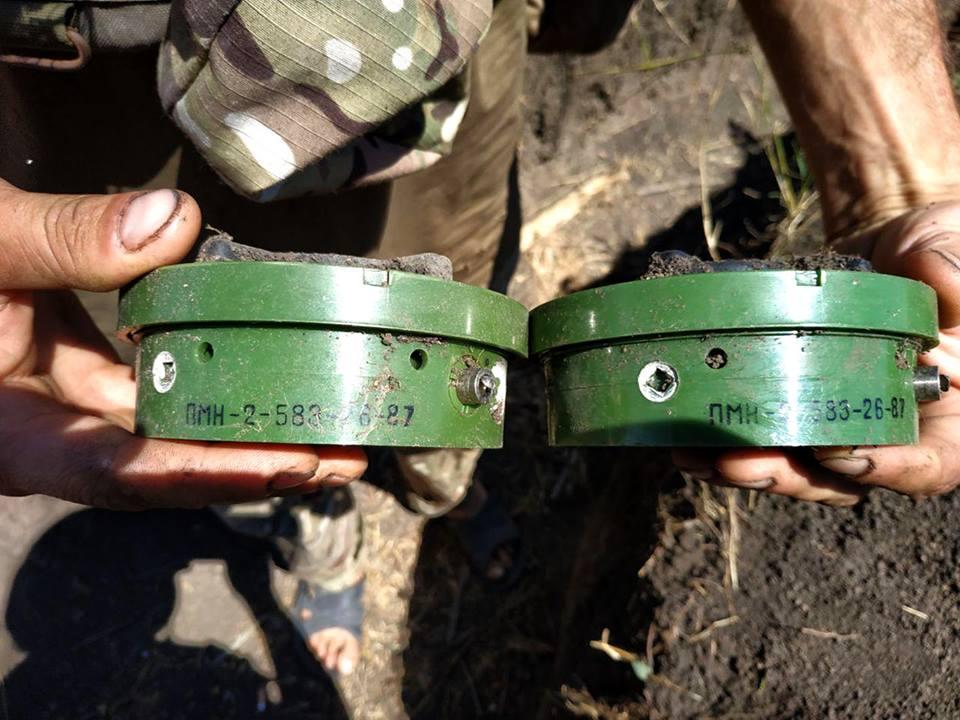 В оккупированных районах Донбасса трое подростков подорвались на минах, установленных боевиками / фото пресс-центр штаба ООС