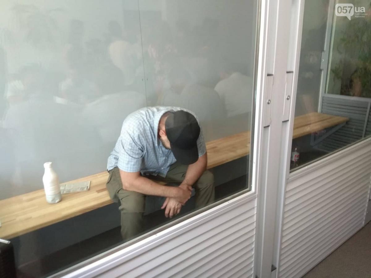 Адвокат Дронова заявив відвід експертам інституту Бокаріуса / фото 057.ua Адвокат Дронова заявив відвід експертам інституту Бокаріуса / фото 057.ua