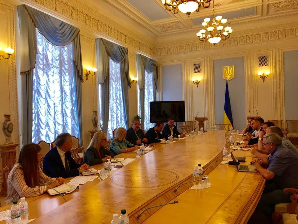 Украинская сторона до сих пор ожидает от РФ ответа на предложение обменять 36 россиян на заложников Кремля / facebook.com/iryna.gerashchenko Украинская сторона до сих пор ожидает от РФ ответа на предложение обменять 36 россиян на заложников Кремля / facebook.com/iryna.gerashchenko