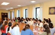 Дети из Израиля совершают путешествие по еврейским местам Украины