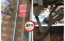 В Киеве подросток-"зацепер" получил тяжелые ожоги из-за взрыва на крыше электрички