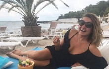 "Тільки я і диньки": Могилевська похвалилася відпочинком на безлюдному пляжі (фото, відео)