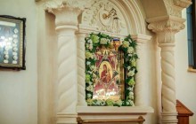 Митрополит Онуфрій освятив храм та звершив Божественну літургію у селі Плюти на Київщині