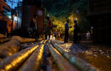 Сильні дощі можуть завадити порятунку дітей з печери у Таїланді (відео)