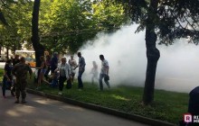 У Рівному на ходу загорілася маршрутка, повна людей (відео)