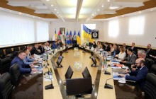 Аваков обговорив з послами G7 боротьбу з контрабандою та погроми таборів ромів