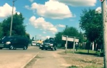 В сети показали огромный кортеж Порошенко в Волынской области (видео)