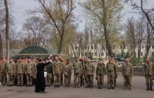 Військові з Донбасу подарували православному капелану ікону святителя Миколая