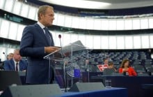 Туск допустив можливість відмови від Brexit після хвилі відставок міністрів у Британії