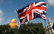 У Лондоні надули "бебі-Трампа" до приїзду президента США у Британію (фоторепортаж)