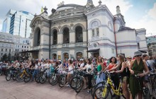 У Києві велопарадом KyivCycleChic проїхали понад 500 дівчат (фоторепортаж)