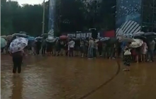 "Аншлаг серед бабусь": у мережі висміяли фото з концерту російських артистів у Донецьку (фото, відео)