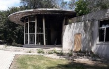 "Зазеркалье, в которое страшно возвращаться": в сети показали свежие фото из оккупированного Донецка