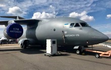 "Український красень": Порошенко показав вражаюче відео польоту Ан-178 в Британії