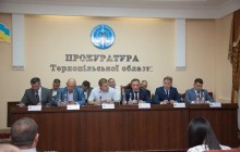 Барна закликав правоохоронців взятися за можливий незаконний збір коштів з батьків першокласників на облаштування класів та на зловживання в медицині