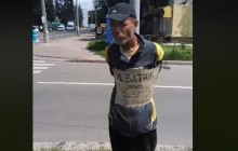 Полиция Чернигова ищет людей, которые привязали мужчину к столбу с табличкой "Я - ватник"