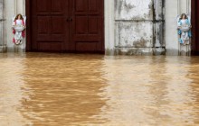 У результаті повеней і зсувів у В'єтнамі загинули 27 осіб