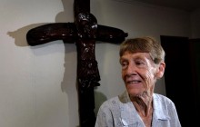 З Філіппін вимагають депортувати 71-річну черницю за партизанську діяльність