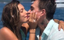 Виходить заміж за російського співака: зірка "Орла і Решки" похвалилася обручкою (фото)