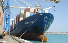 Из Греции возвращаются 12 украинских моряков, которые более года находились на арестованном судне