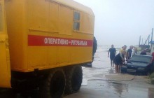 Шторм на Азовском море: спасатели вытащили 36 автомобилей и спасли 86 человек