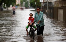 В Индии 465 человек погибли в результате наводнений