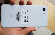 Смартфон Google Pixel 3 XL показали на фото