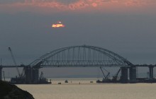 EU expands Russia sanctions list over Kerch Bridge construction