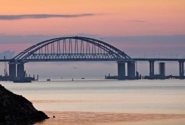 Росіяни терміново евакуюють свої родини з окупованого Криму та півдня України - розвідка