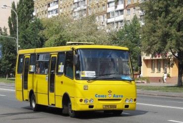 У Києві поліція зупинятиме маршрутки з пасажирами під час тривоги - КМДА