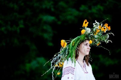 Бейнедегі жалаңаш Снаткина