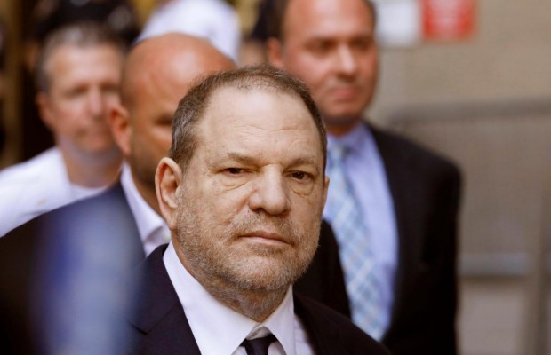 Харві Вайнштейна звинуватили у зґвалтуванні неповнолітньої