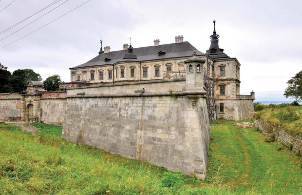 Замки Львовщины передали в управление Минкультуры: это должно помочь спасти историческое наследие от разрушения