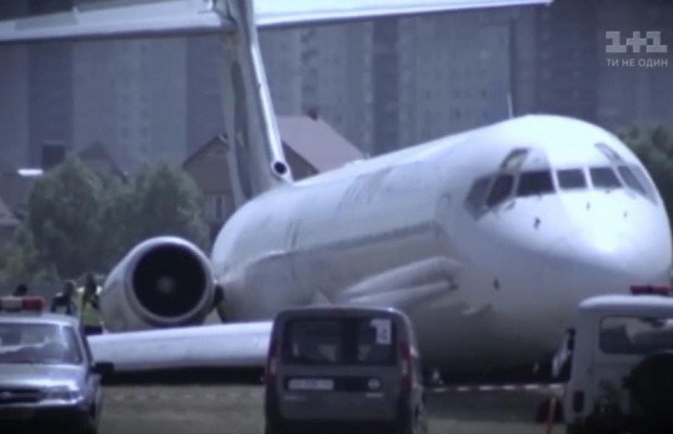 Чартерный авиахлам: журналисты рассказали, что стало причиной массовой отмены авиарейсов (видео)