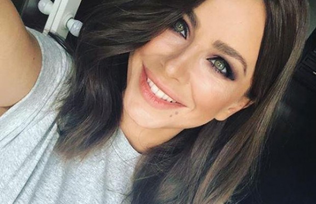 "Видны морщины": новое фото Ани Лорак раскритиковали в сети