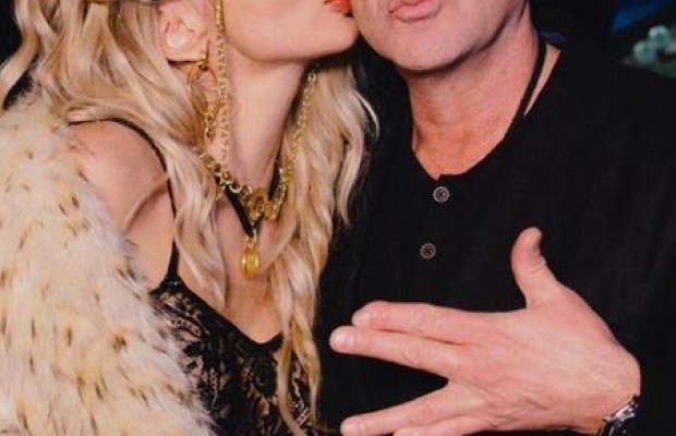 Украинская певица выступила в Москве на дне рождения любимого певца Путина (фото, видео)