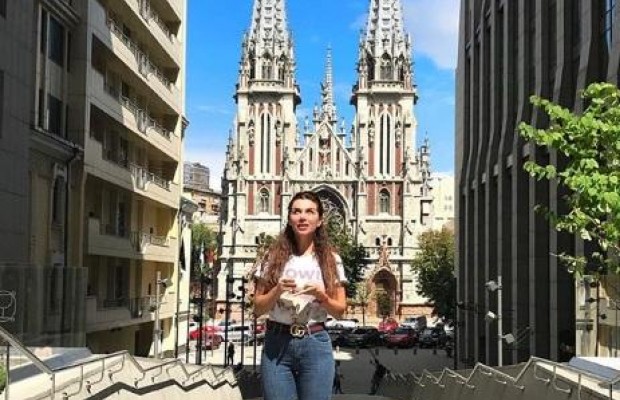 Українська співачка, яка втекла до Росії, похвалилася фото з Києва