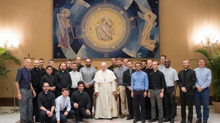 Папа Франциск на встрече с монашествующими / ANSA