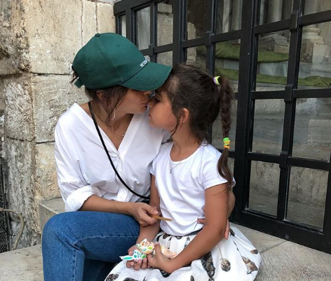 Ани Лорак показала фото с дочкой / фото instagram.com/anilorak